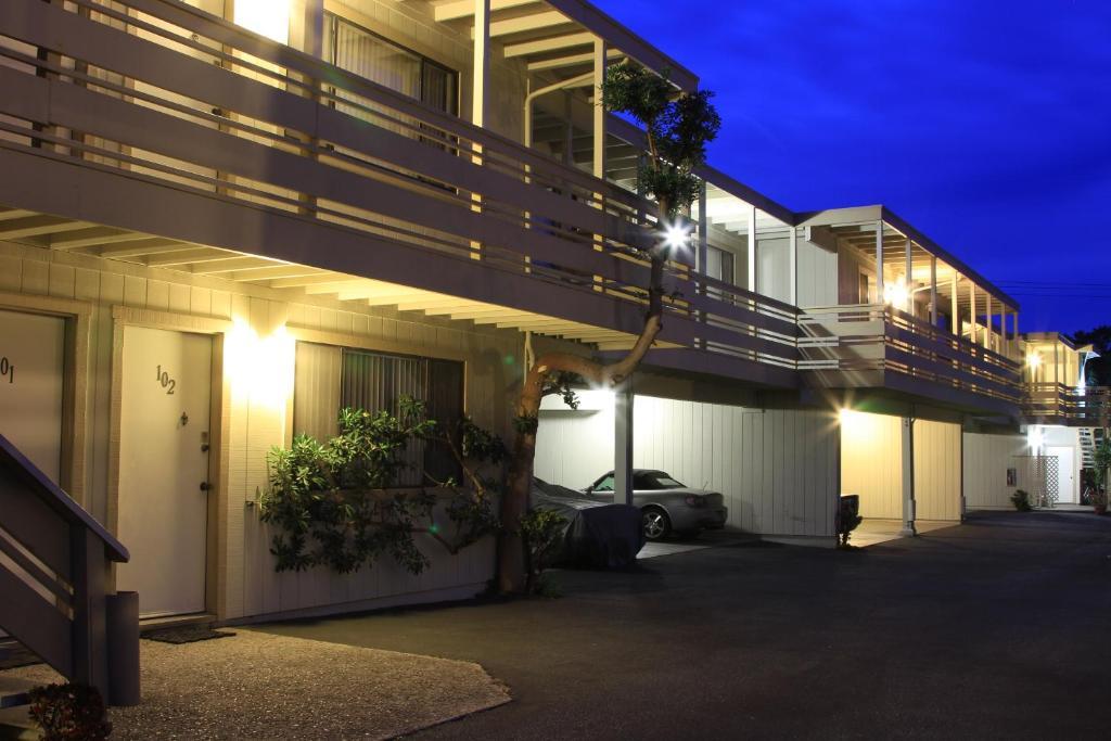 Monterey Fireside Lodge Εξωτερικό φωτογραφία
