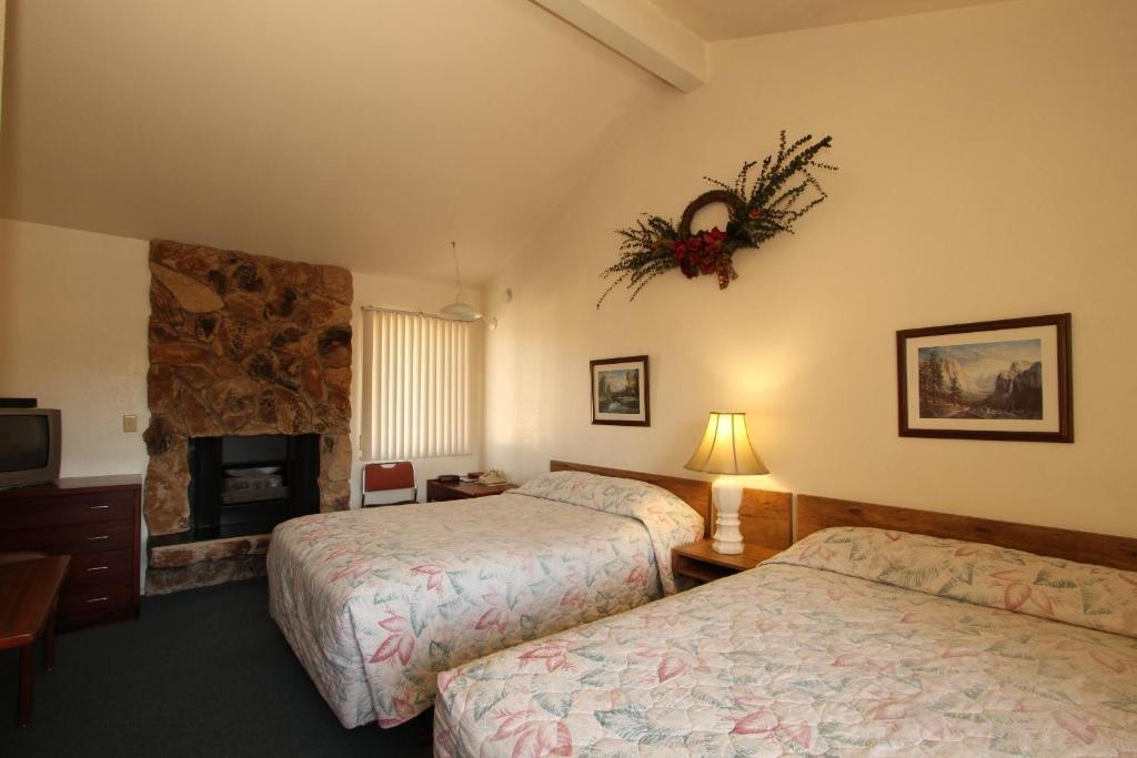 Monterey Fireside Lodge Δωμάτιο φωτογραφία
