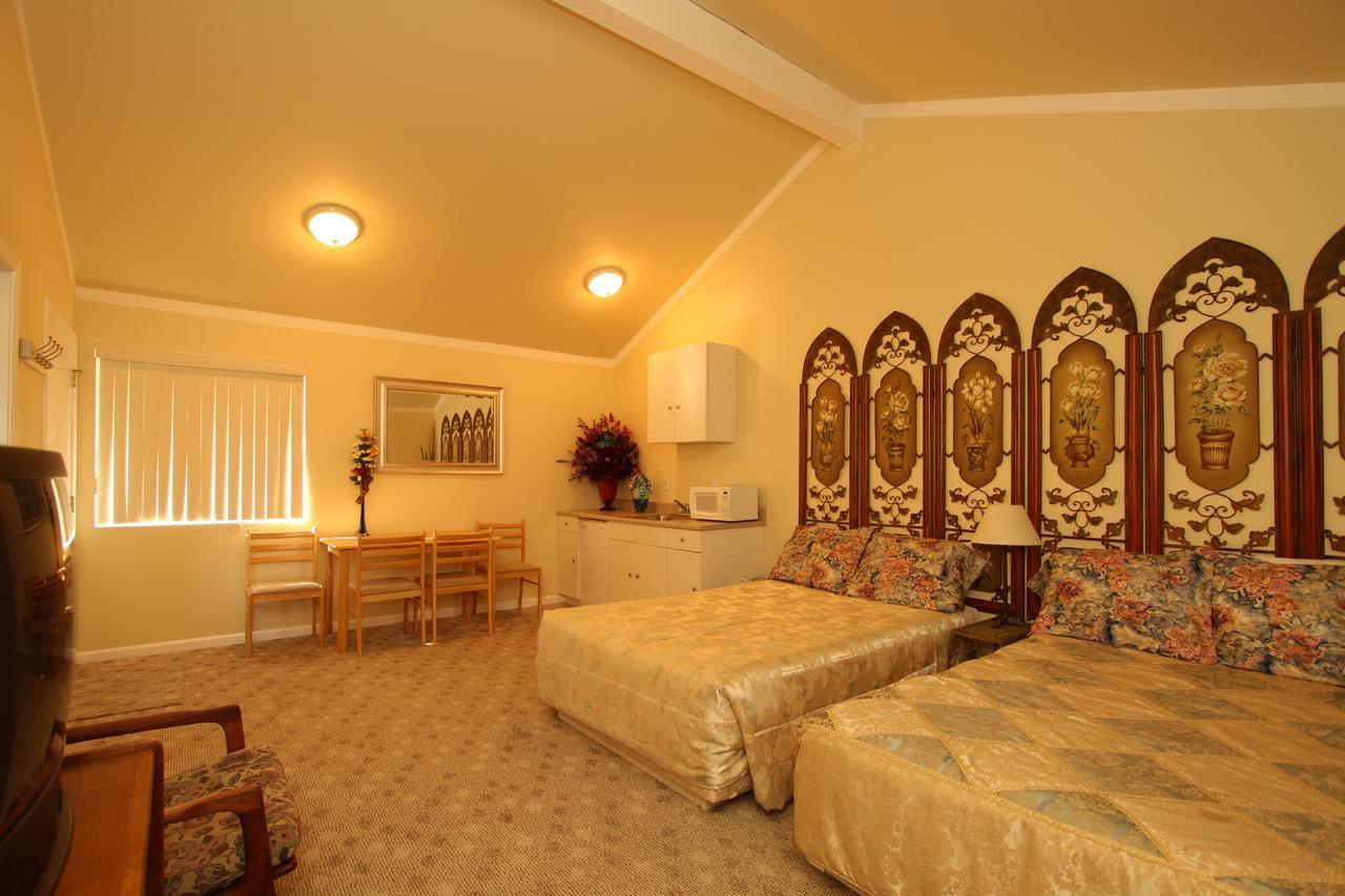 Monterey Fireside Lodge Εξωτερικό φωτογραφία